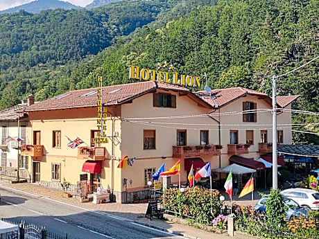 Hotel Lion