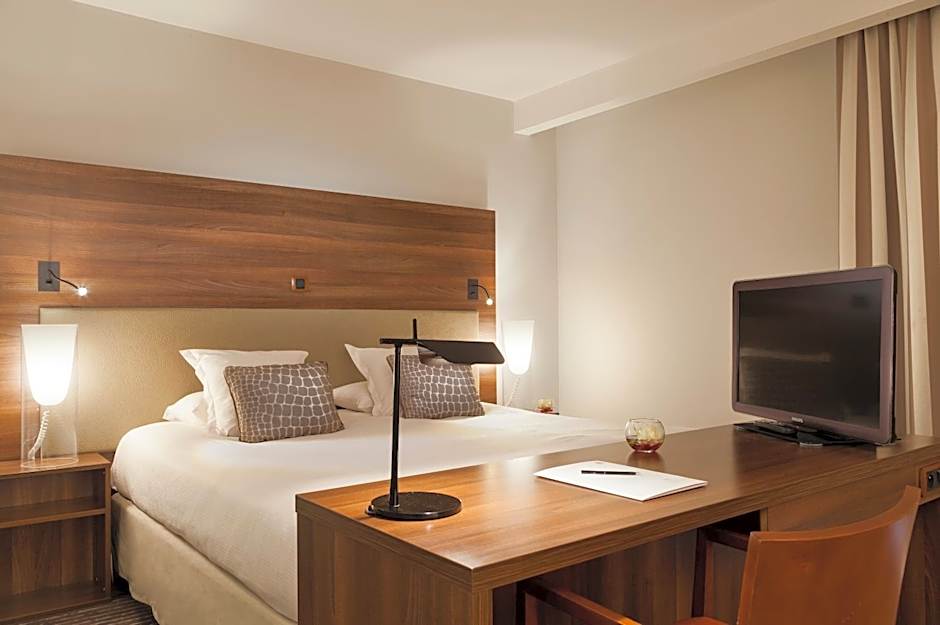 Chateau Belmont Tours by The Crest Collection