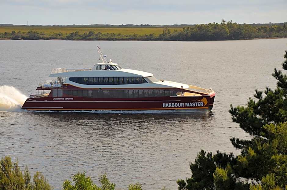 Castaway Holiday Apartments