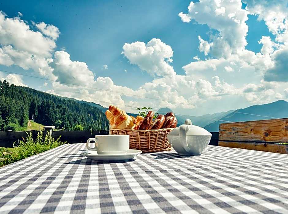 Maierl-Alm & Maierl-Chalets