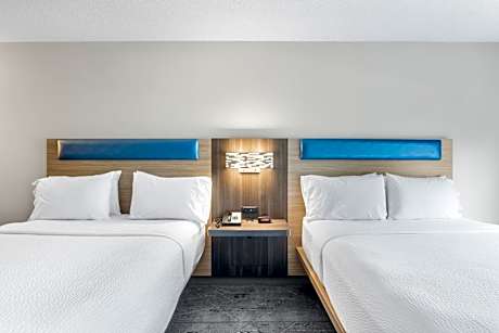 Standard Room with Two Queen Beds