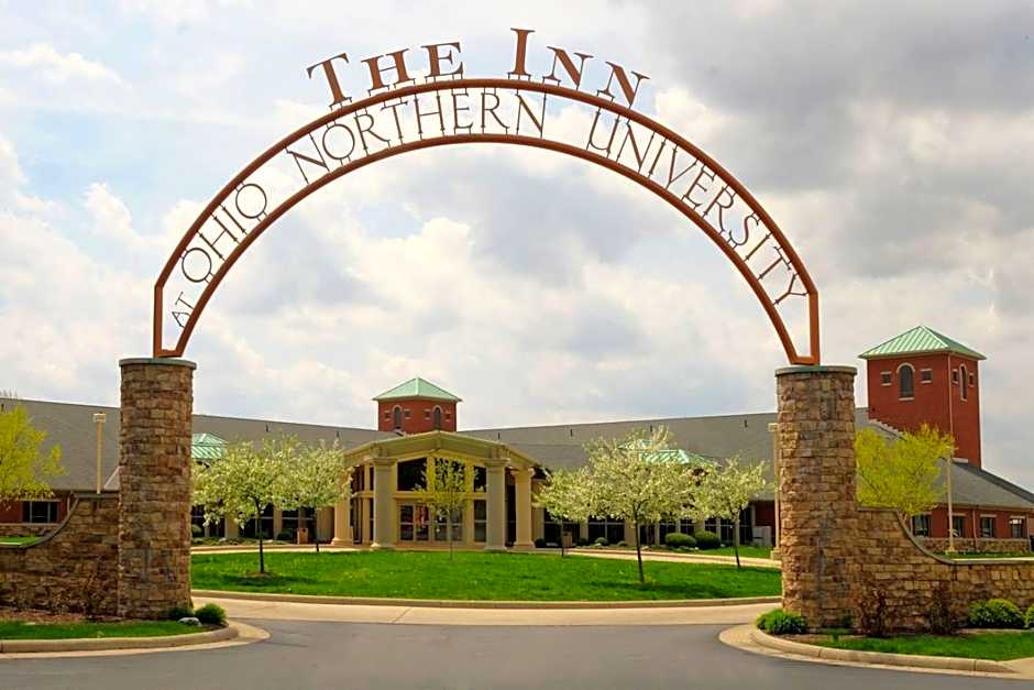 Photo 1 of 27 of The Inn at Ohio Northern University
