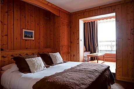 Triple Superior Mountain View Room