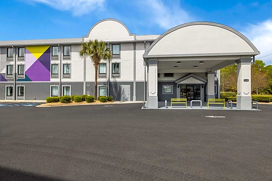 Spark by Hilton Tifton