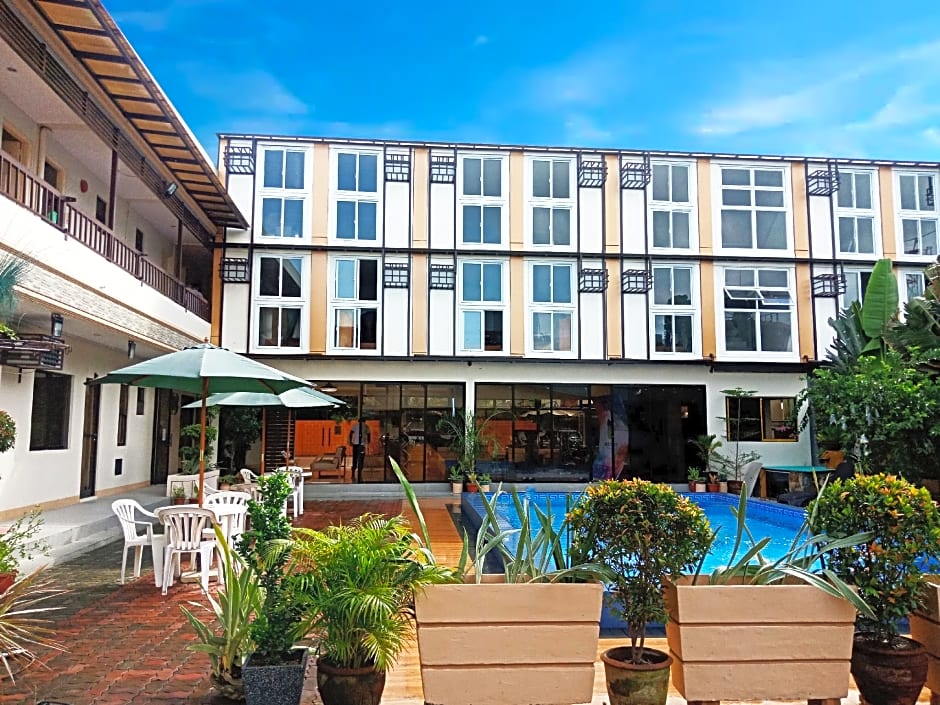 AEROSTOP HOTEL & RESTAURANT