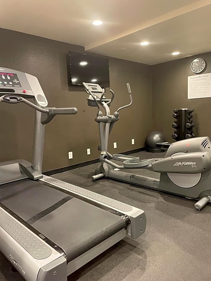 Anaheim Portofino Inn and Suites