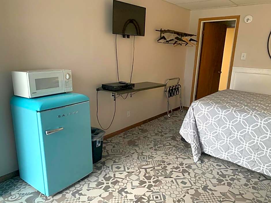 Marina Motel