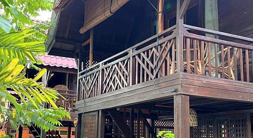 Golden Chenang Village