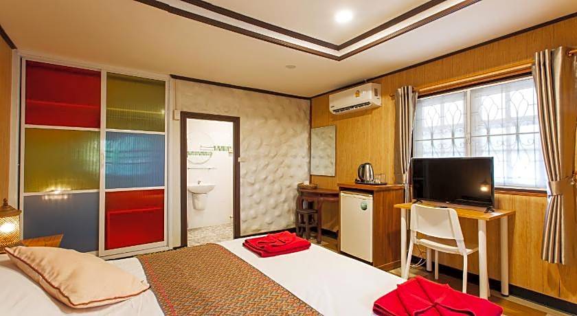 Harry's bungalow & Restaurant