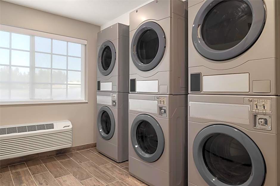 Starlite Yellowstone, Tapestry Collection by Hilton