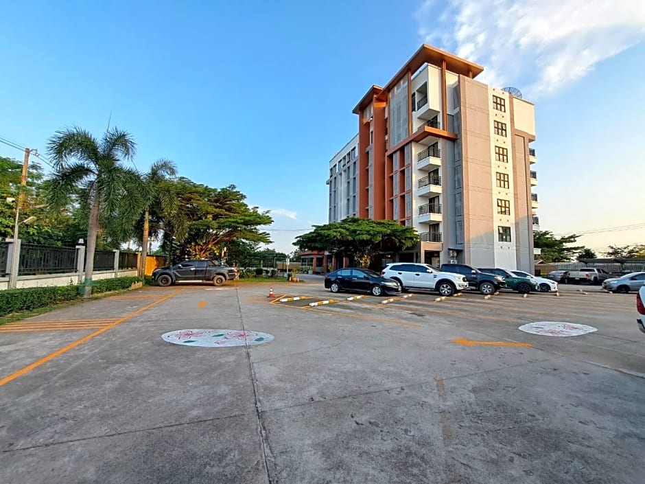 Sakura Boutique Hotel