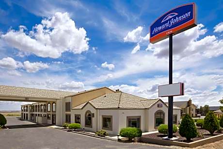 Howard Johnson by Wyndham Holbrook