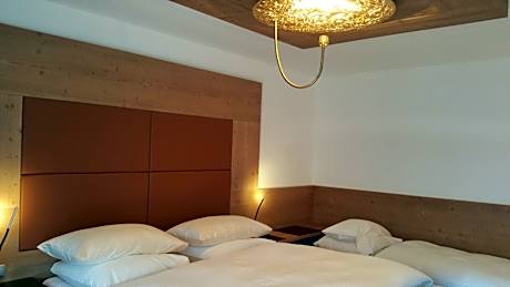 Triple Room with Balcony