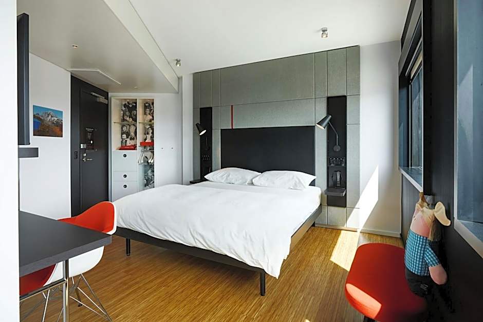 citizenM Seattle Pioneer Square