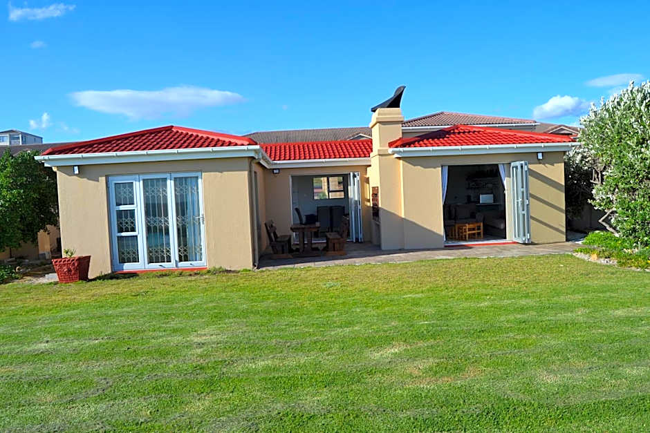 Hermanus Beach Club - Le Maree House 18