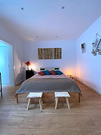 Double Room with Shared Bathroom