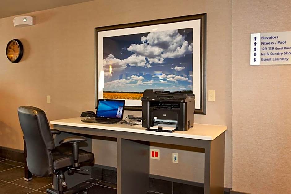 Holiday Inn Express Newton By IHG