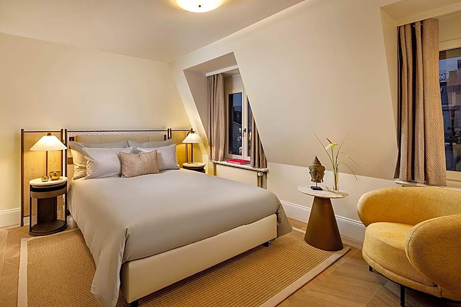 Small Luxury Hotel Ambassador a l'Opera