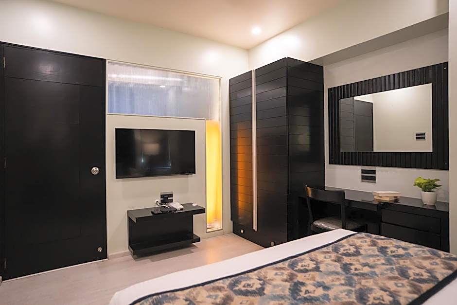 AR Suites Fontana Bay - Kalyani Nagar