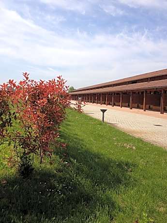 Motel 7 Laghi