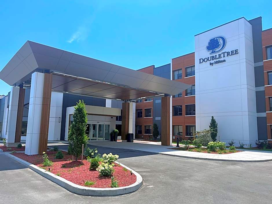 DoubleTree by Hilton Kingston