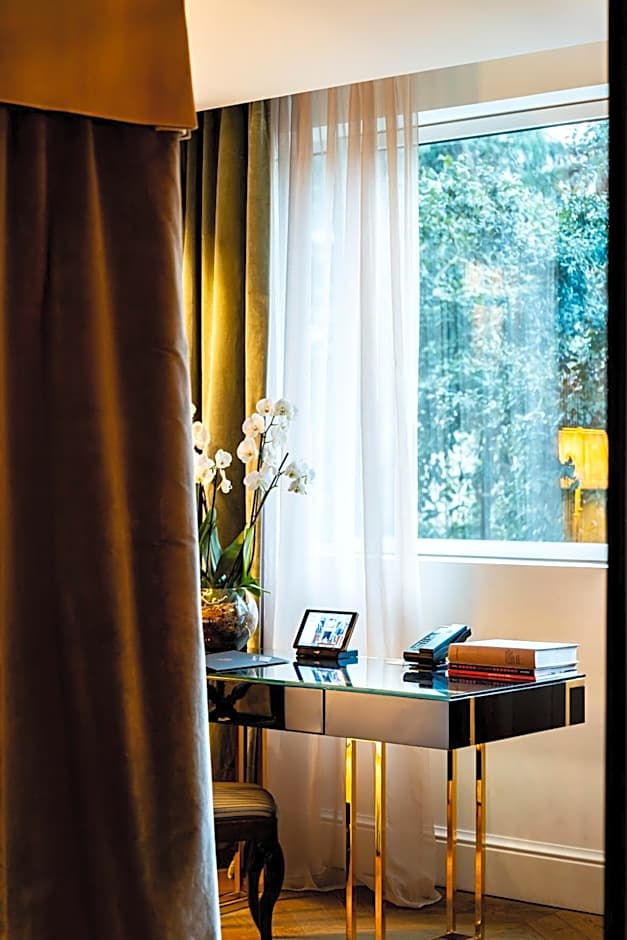 Hotel de Berri, a Luxury Collection Hotel, Paris