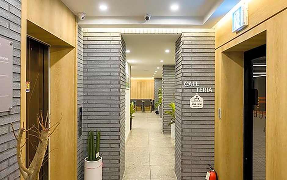 H Avenue Mokpo Peace Plaza branch