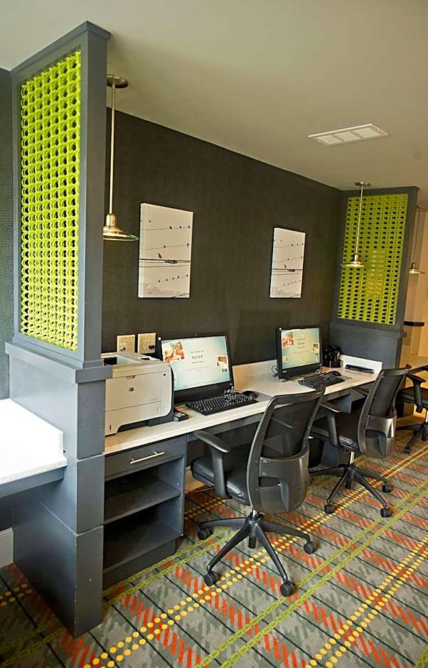 DoubleTree Suites by Hilton Hotel Huntsville South