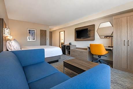 Standard King Room with Sofa Bed