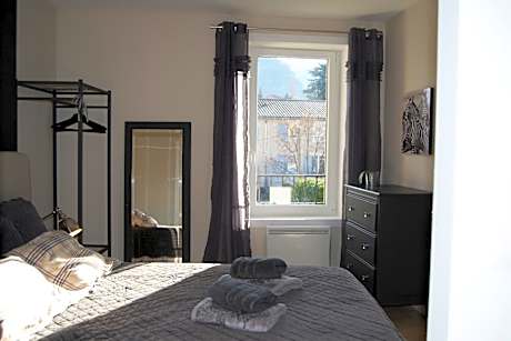 One-Bedroom Apartment - Atelier