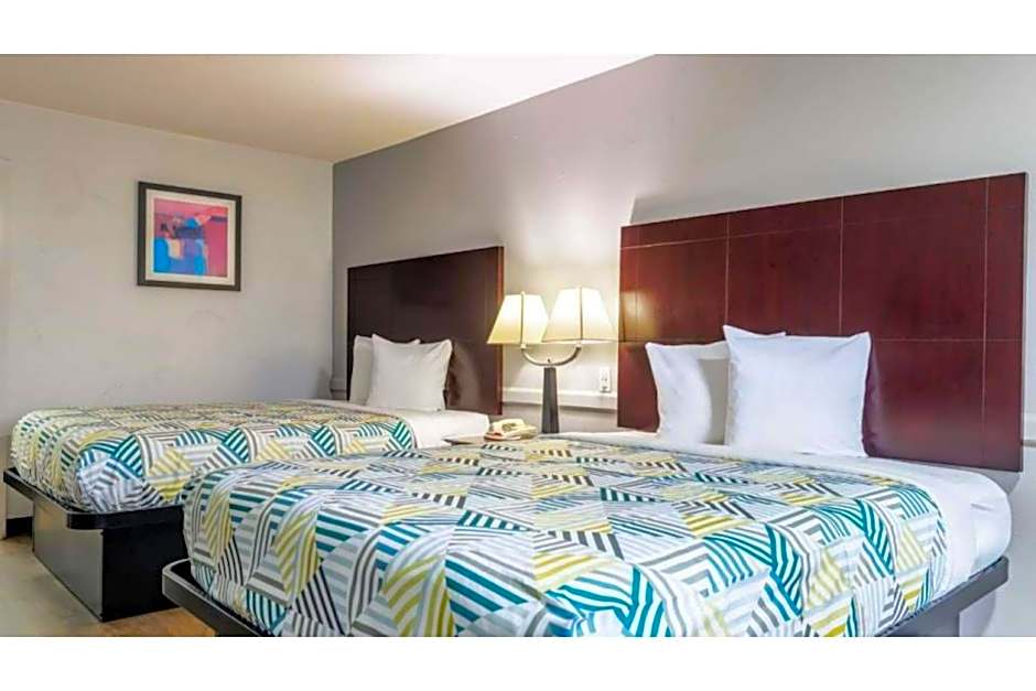 Motel 6 Dallas TX Downtown