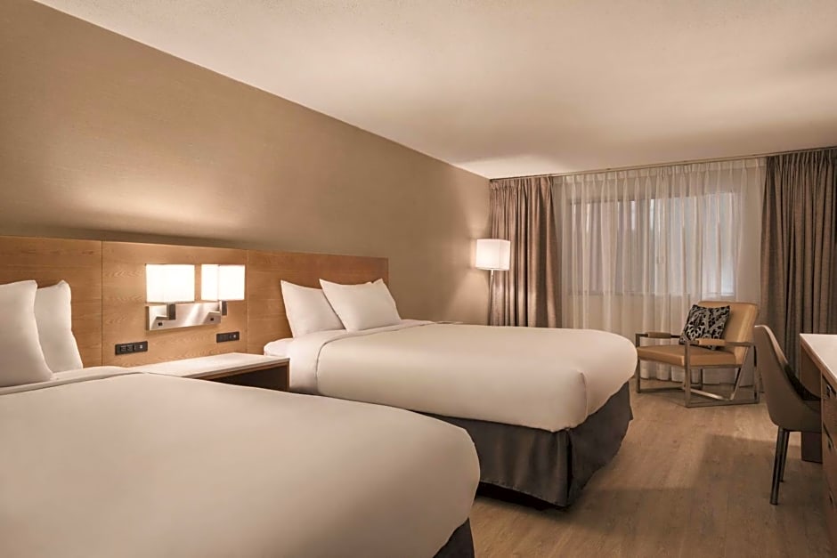 Clarion Hotel Milwaukee Airport – Milwaukee, WI