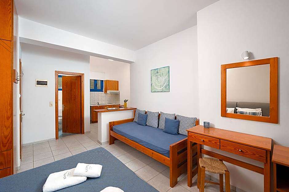 Finikas Studios & Apartments - Kalamaki Holidays