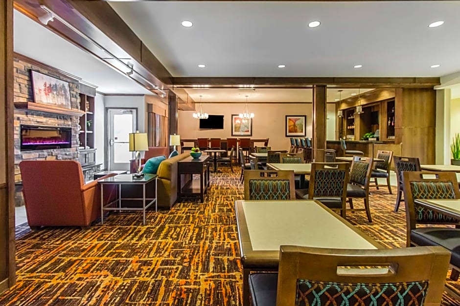 MainStay Suites Watford City - Event Center