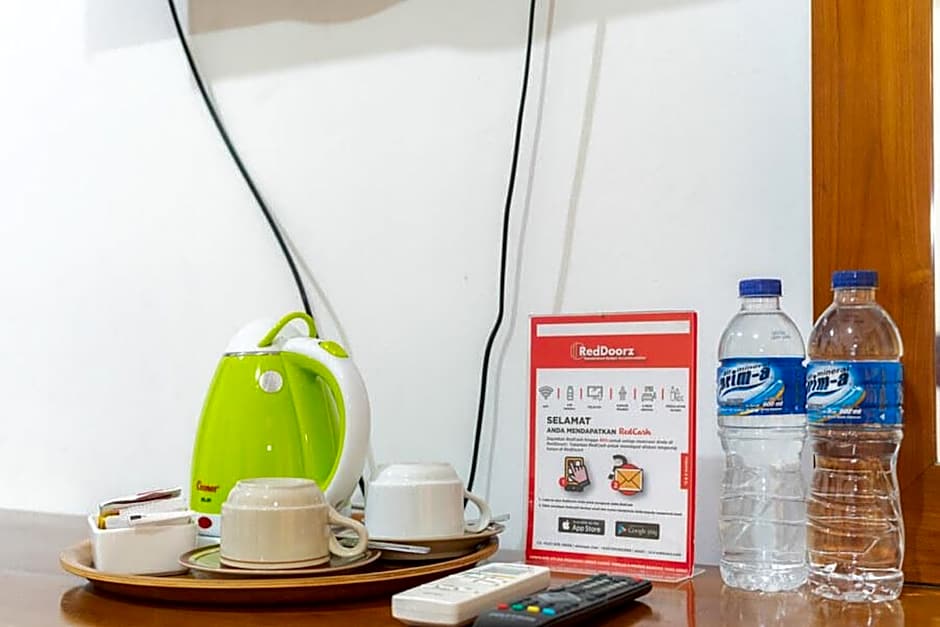 RedDoorz Plus Syariah near Java Supermall Semarang 2
