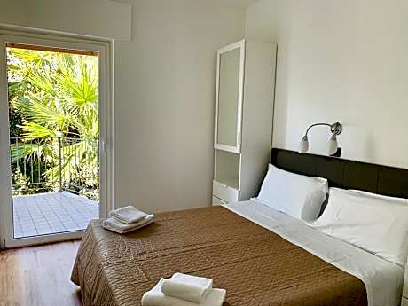 Three-Bedroom Apartment with Balcony