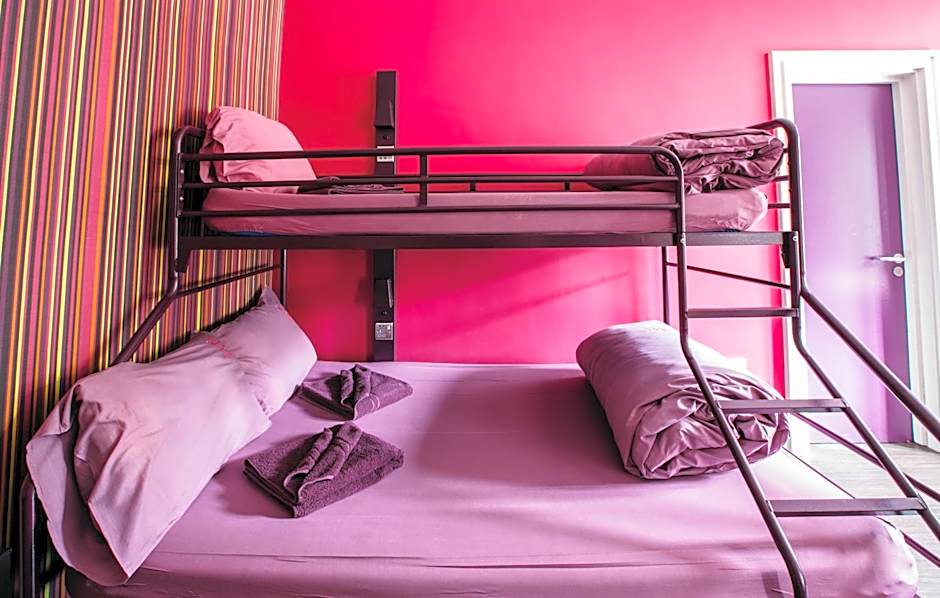 Safestay London Kensington Holland Park