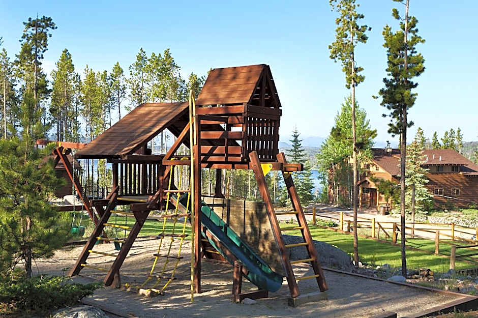 Grand Lake Lodge