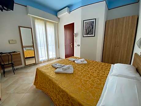 Hotel Nanni Garnì