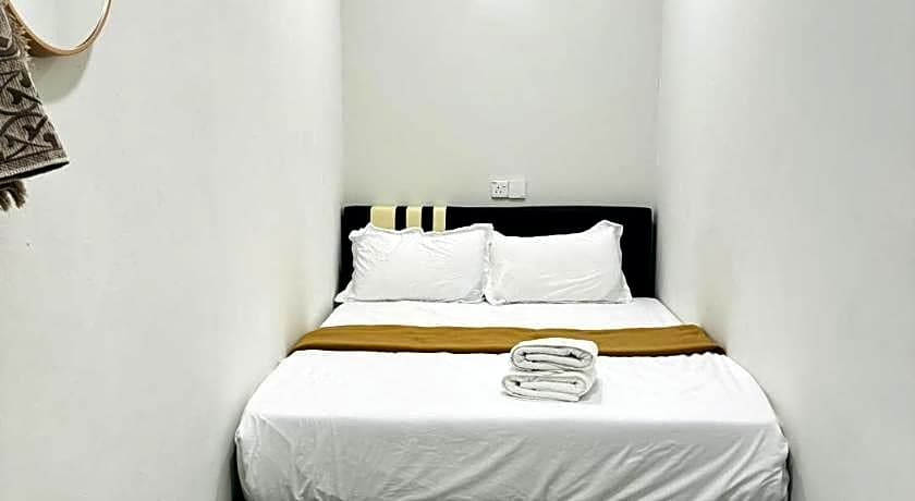 RAYYAZ INN