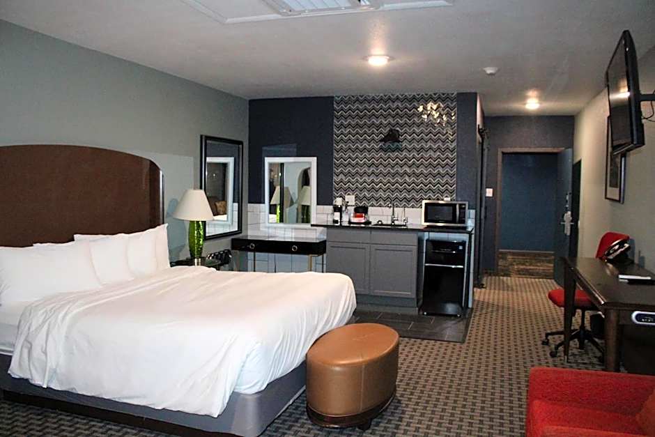 Historic Cow Palace Inn