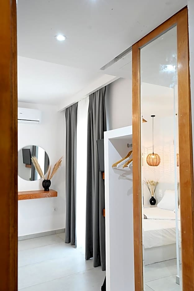 Beachfront cycladic suite Irene Apartments boutique hotel