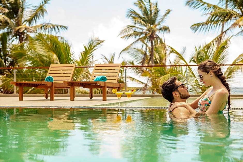 R Degrees Ambalangoda