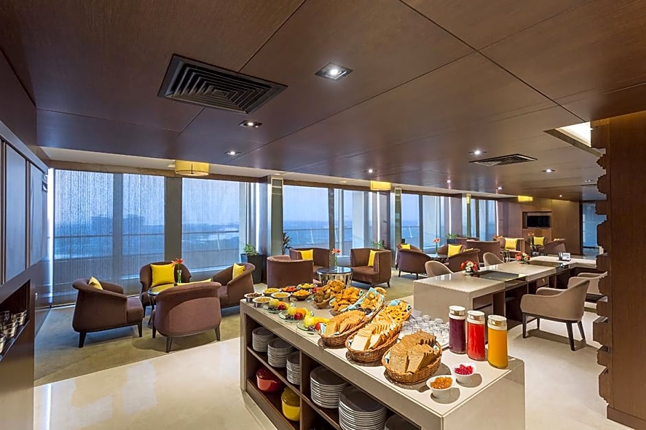 Crowne Plaza Kochi By IHG