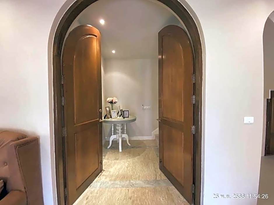 Villa Primo Eyrie Khaoyai near Toscana