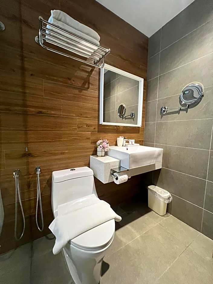 MIYABI HOTEL PERMAS