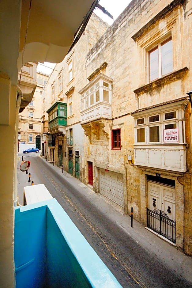 Vallettastay Dormitory shared hostel