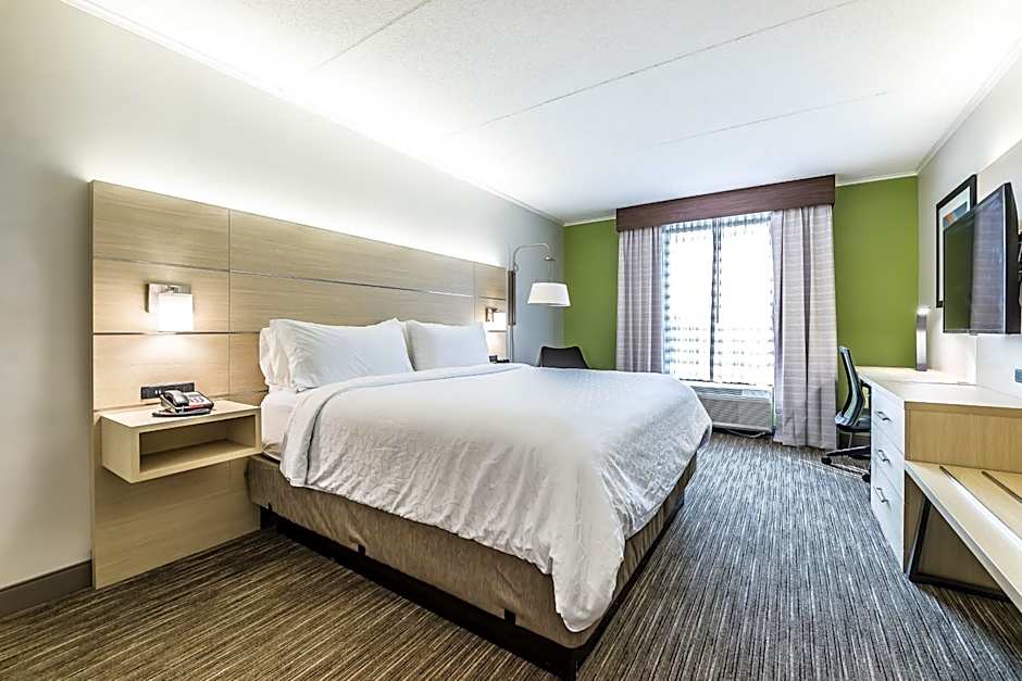 Holiday Inn Express Flint-Campus Area By IHG