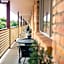 Kennedy Drive Boutique Motel & Nursery- Close To City Centre & Airport
