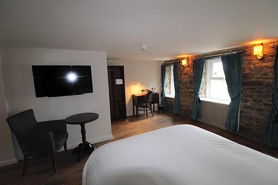 rooms @ the dolau inn